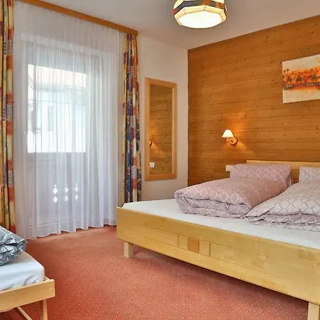 Lisun Apartment *